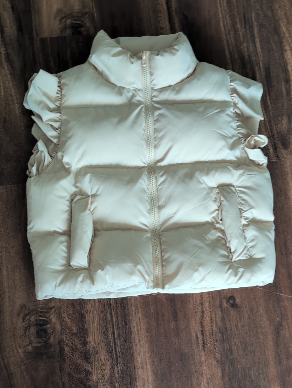 GeeGee Women’s Ruffle Sleeve Puffer Vest in Cream